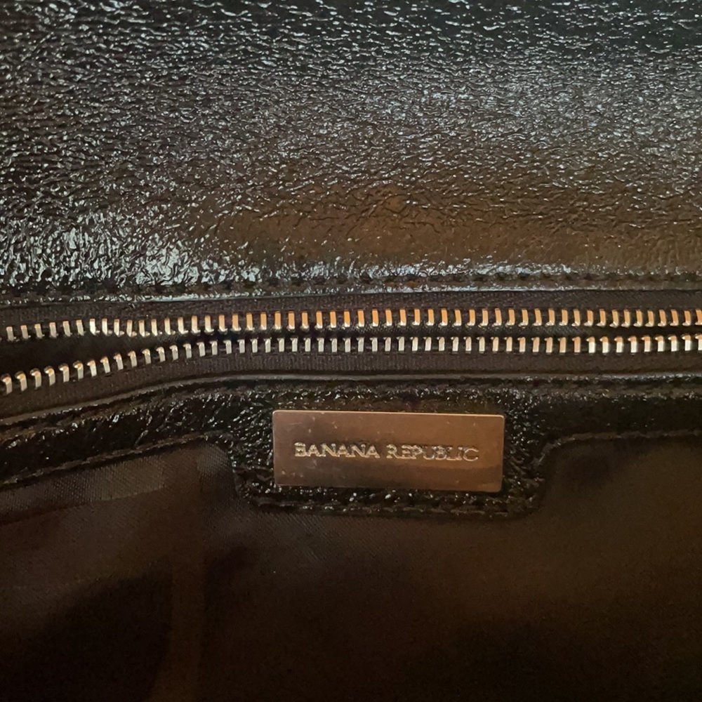 Banana Republic black leather clutch - Picture 5 of 8